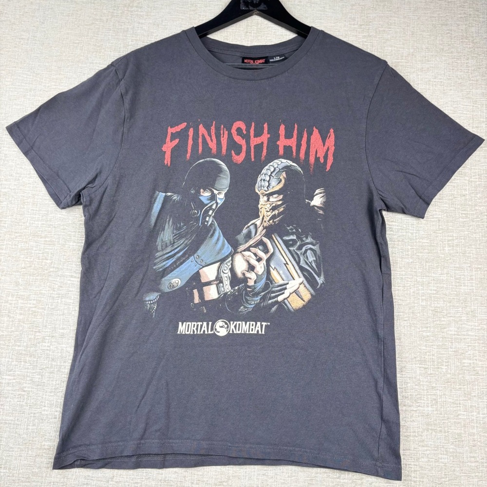 Mortal Kombat Klassic Finish Him Sub-Zero Scorpion Graphic T-Shirt Gray Large